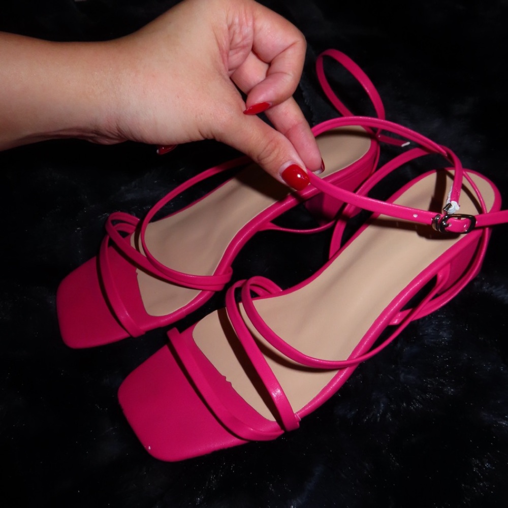 Chunky Heeled Ankle Strap Sandals